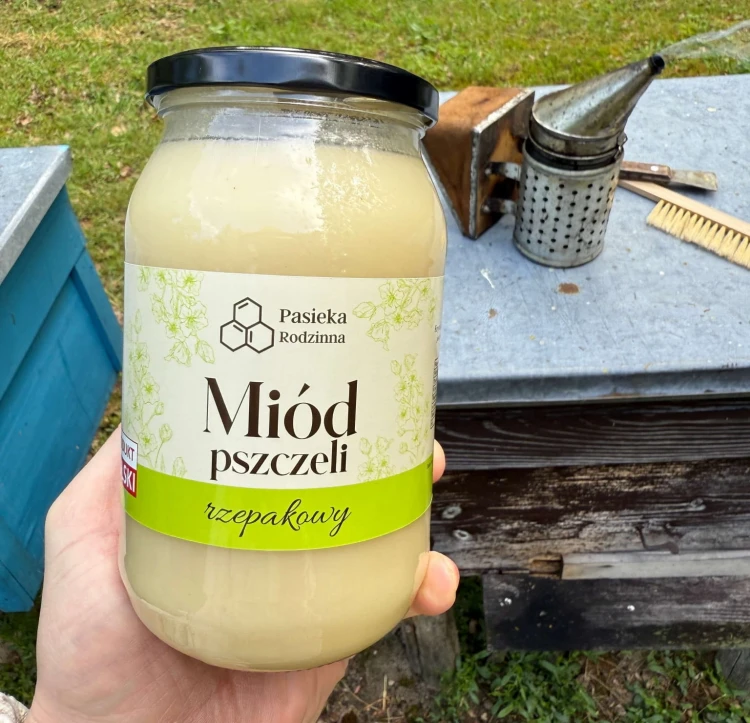 Miód rzepakowy Pasieka Rodzinna.jpg